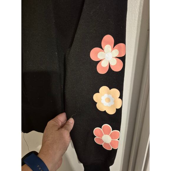 Rue 21 Spread Love Cropped Zip Up Jacket- Size Large - Picture 2 of 6